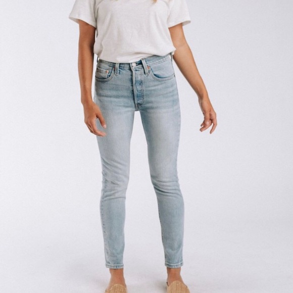 levi's 501 skinny towards the sun